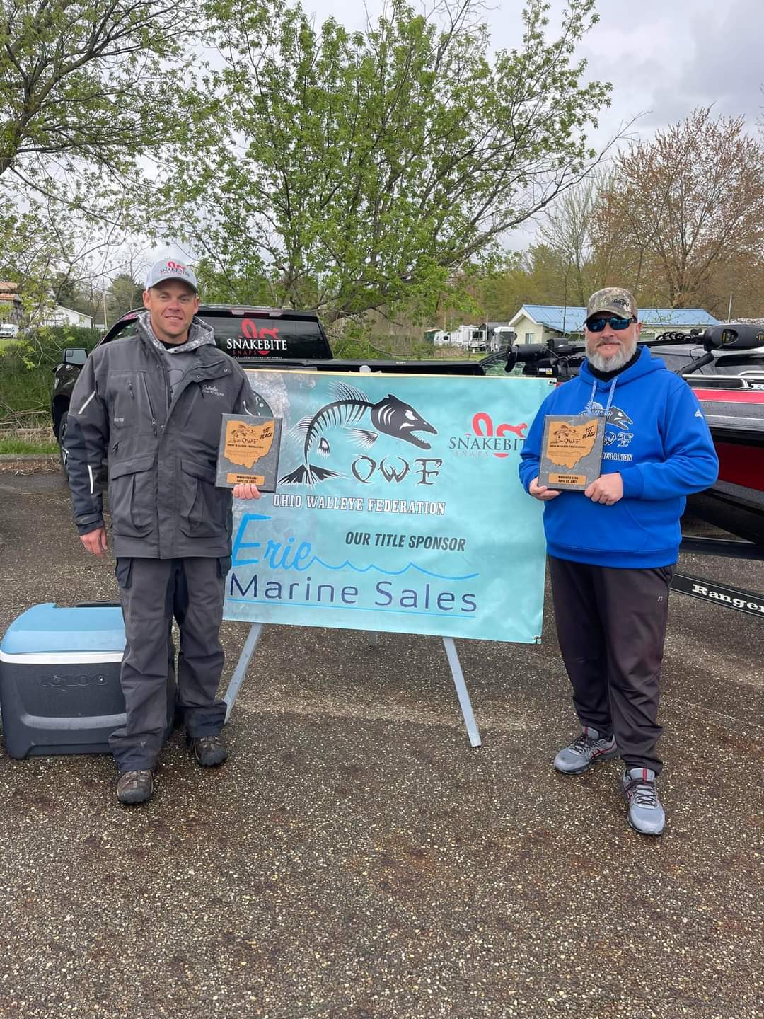 Mosquito Lake wildlife officials collect walleye eggs to ensure