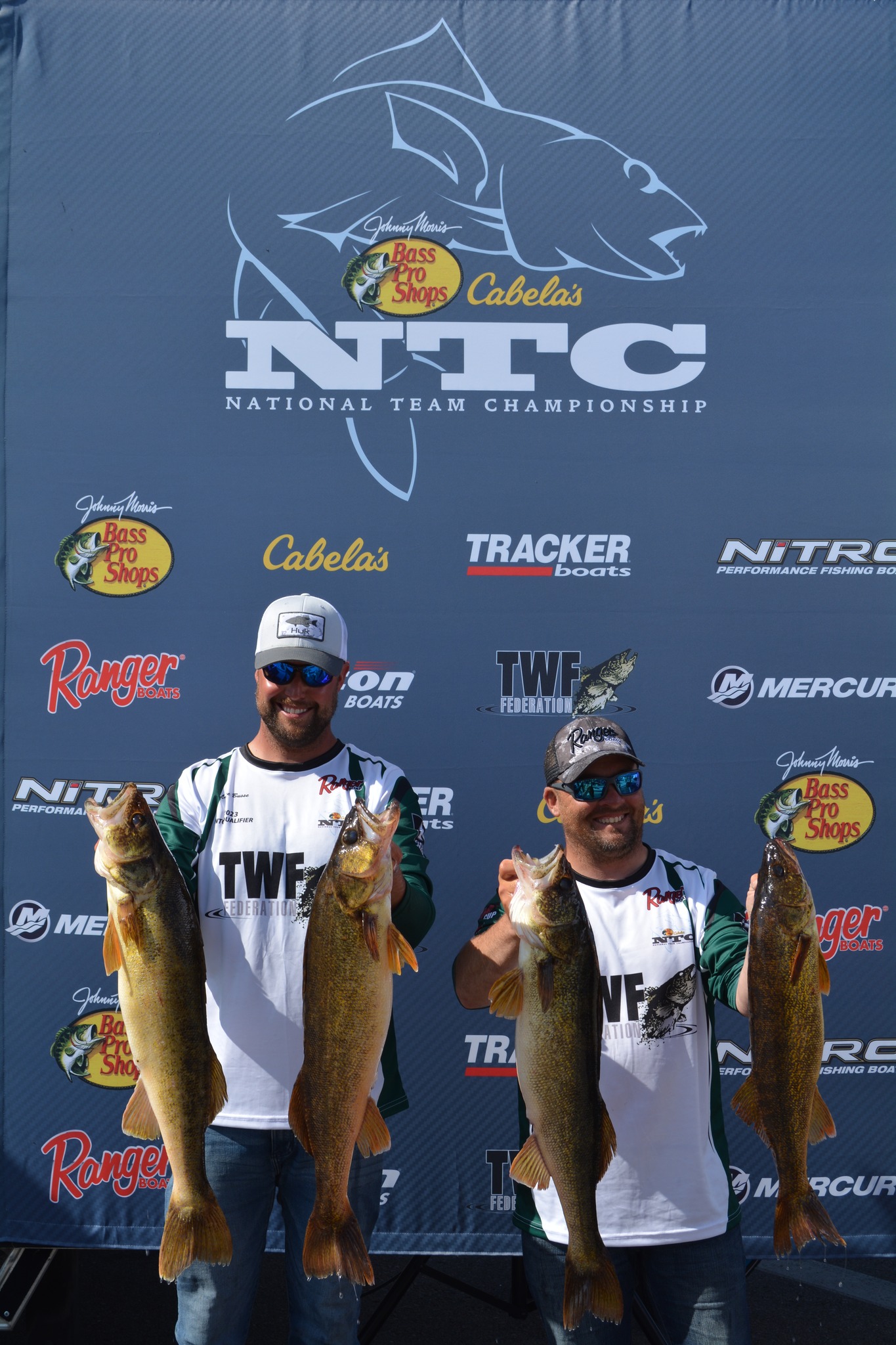 A whopping 105lbs, 10 oz of Green Bay walleye propels Rohloff and